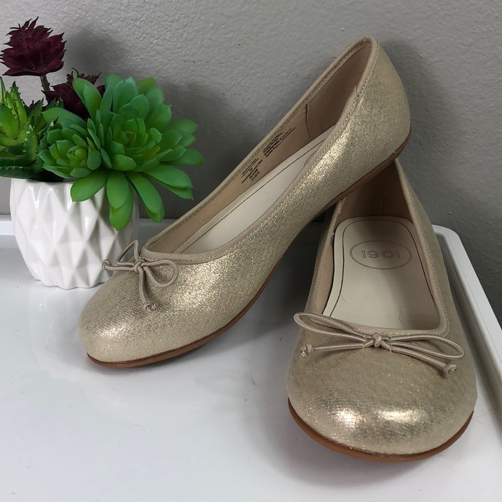 1901 Ballet Flat Round Toe Gold
